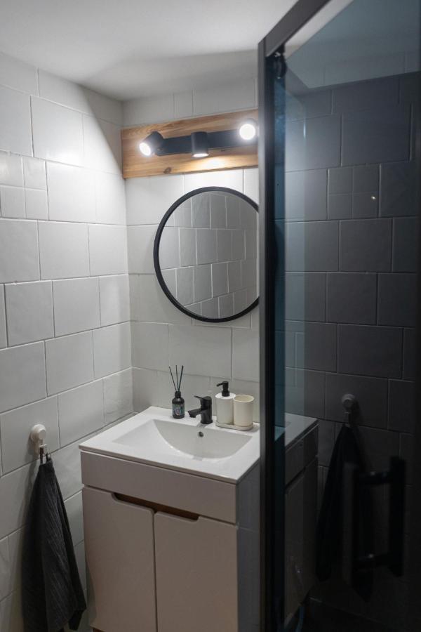 The Good Apartment Powisle 3 Bedrooms Warsaw Ngoại thất bức ảnh